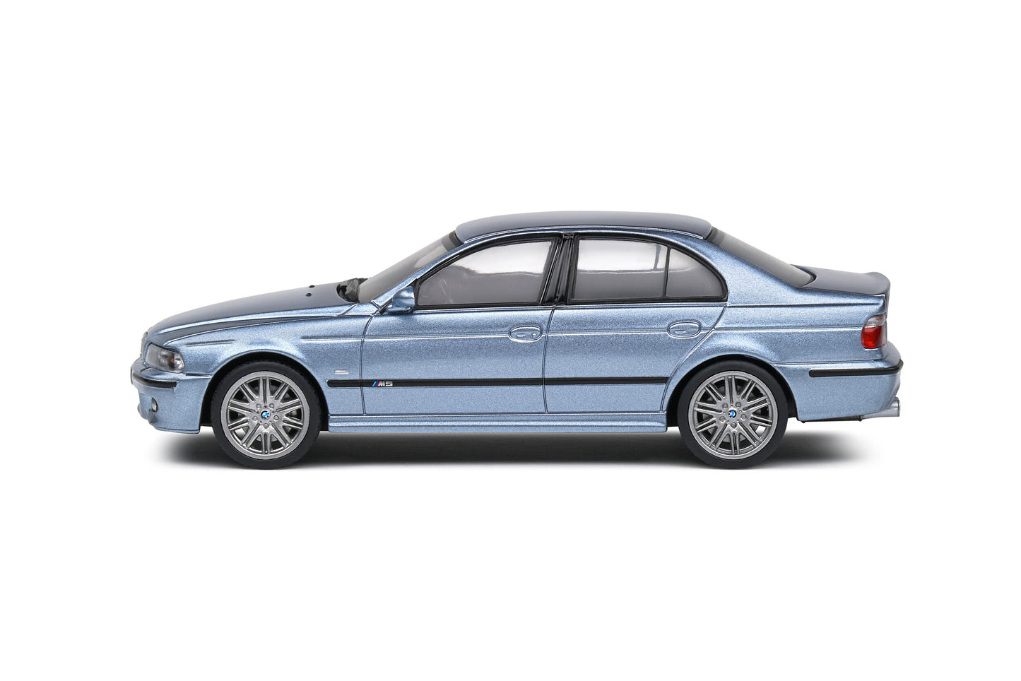 Solido 1:43 2000  BMW M5 E39 Water Blue