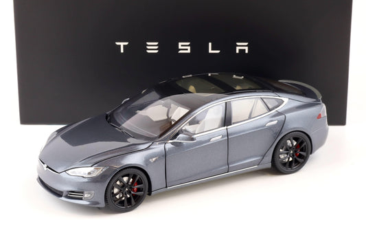 Original Tesla Model S P100D Midnight Silver DEALER VERSION 1:18