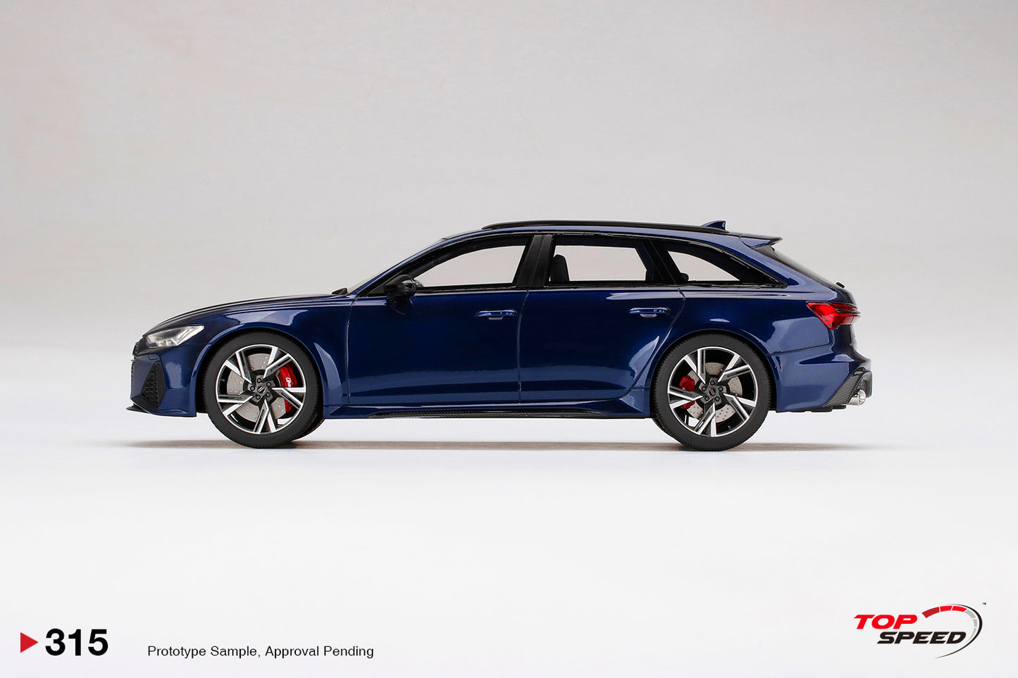 Topspeed 1:18 Audi RS 6 Avant Carbon BlackNavarra Blue Metallic