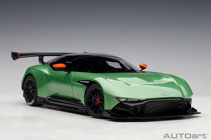 AUTOart 2019 Aston Martin Vulcan Apple Tree Green Metallic 1:18