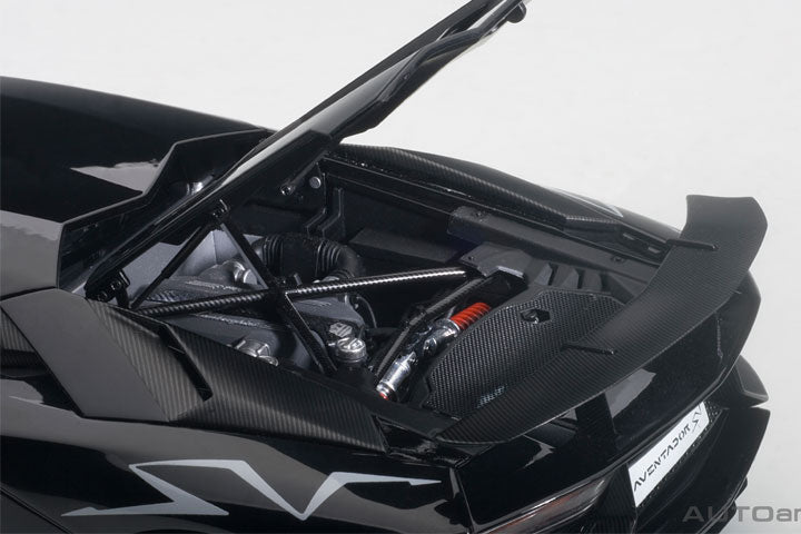 AUTOart 2015 Lamborghini Aventador LP750-4 SV Nero Aldebaran (Gloss Black)  1:18