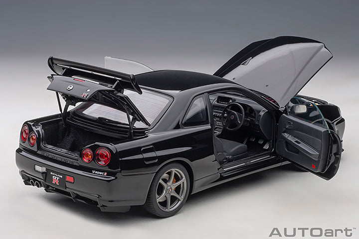 AUTOart 2001 Nissan Skyline GT-R (R34) V-Spec II Black Pearl 1:18