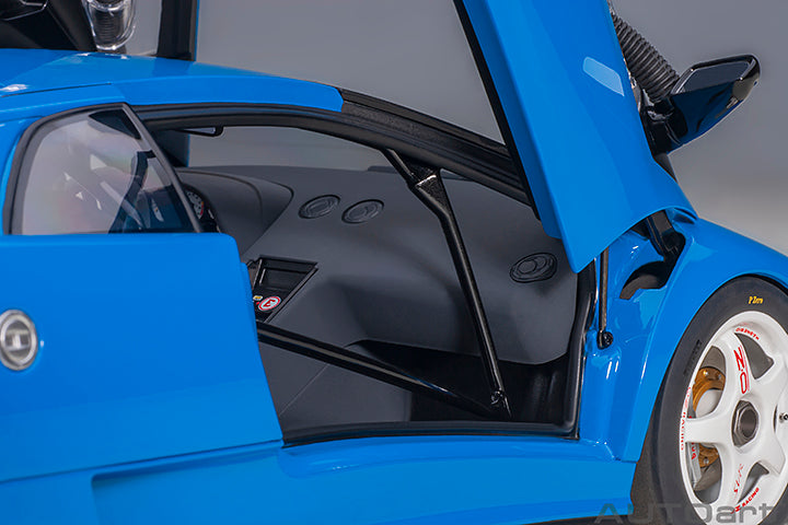 AUTOart Lamborghini Diablo SV-R Blu Le Mans Blue 1:18
