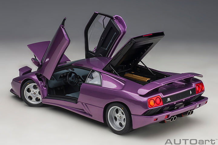 AUTOart 1995 Lamborghini Diablo SE30 Viola SE30 Metallic Purple 1:18