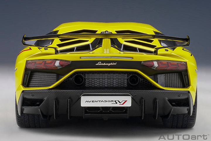 AUTOart Lamborghini Aventador SVJ Giallo Tenerife (Pearl Yellow) 1:18