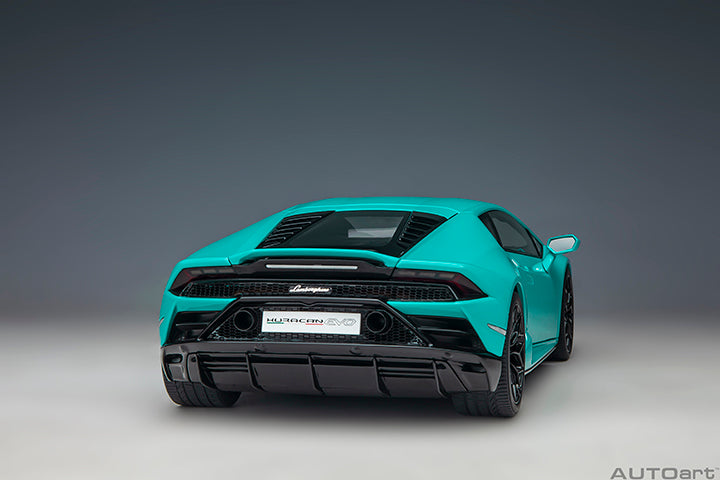 AUTOart Lamborghini Huracan EVO Blu Glauco (Solid Blue) 1:18