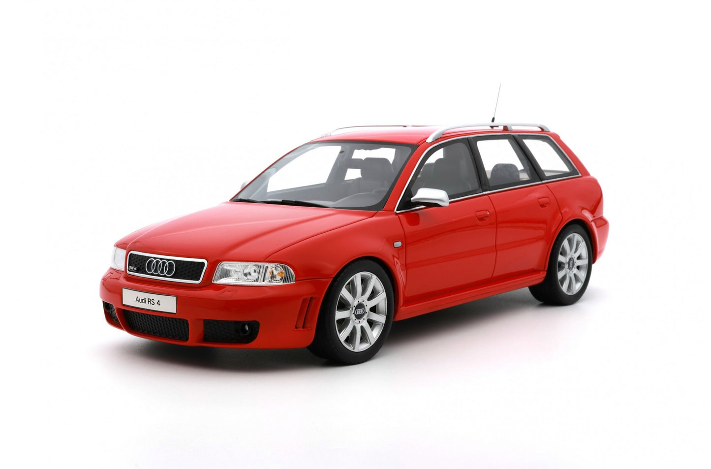 Otto 2000 Audi RS4 Avant B5 Misano Red 1:18 LIMITED, Resin