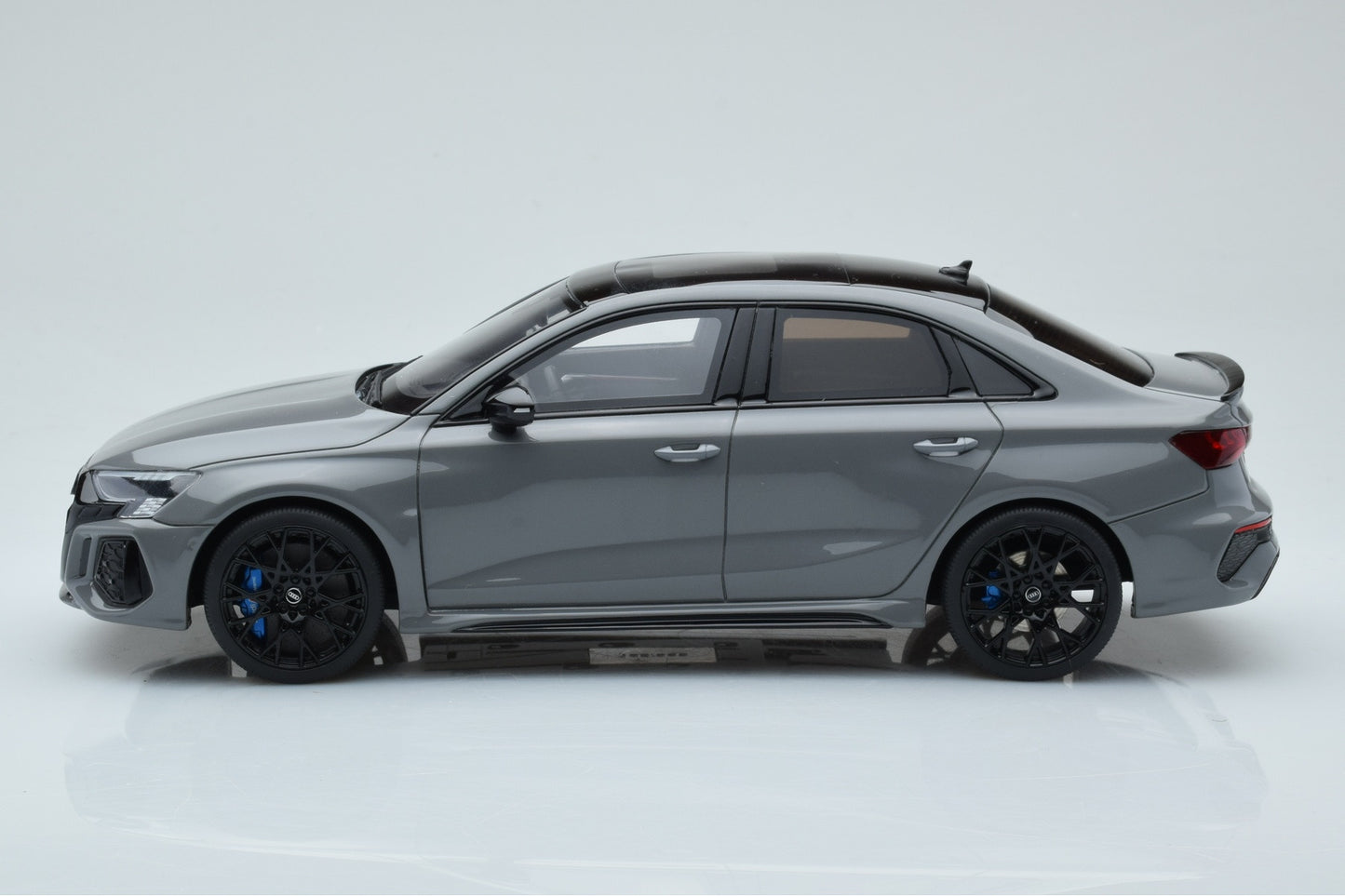 GT Spirit 2022 Audi RS3 Performance Edition Sedan 8Y Grey 1:18 Resin