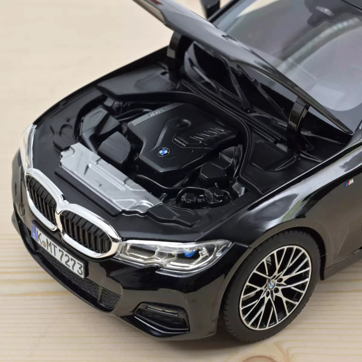 Norev 2019 BMW 3 Series 330i (G20) Black Metallic 1:18