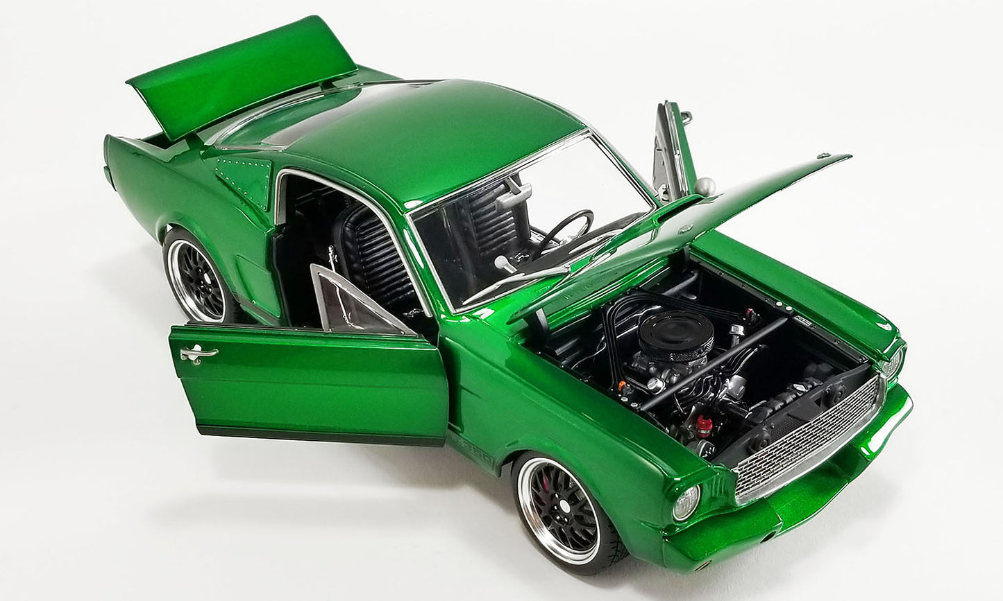 Acme 1965 Ford Shelby Mustang GT 350R Coupe Streetfighter Green Hornet 1:18 LIMITED