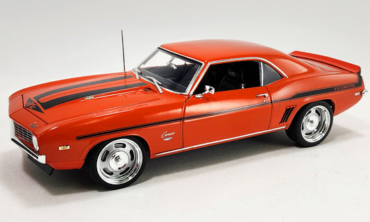 Acme 1969 Chevrolet Camaro Yenko Hugger Orange 1:18