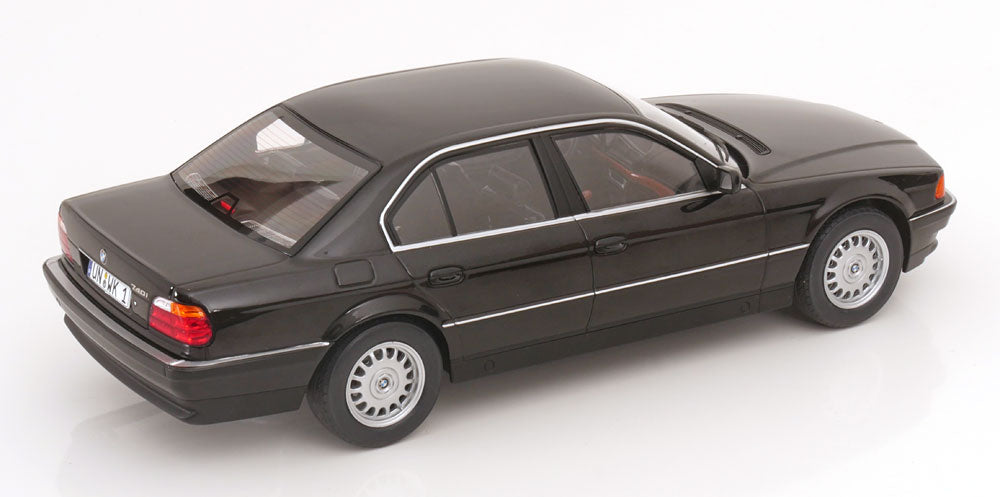 KK-Scale 1994 BMW 740i (e38) Sedan Black Metallic 1:18
