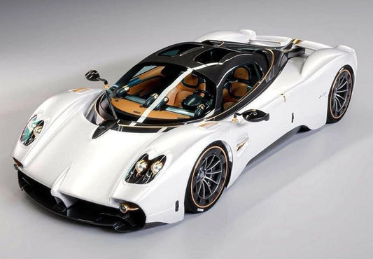 BBR 2022 Pagani Utopia Pearl White with Carbon Fiber Roof WITH DISPLAY 1:18