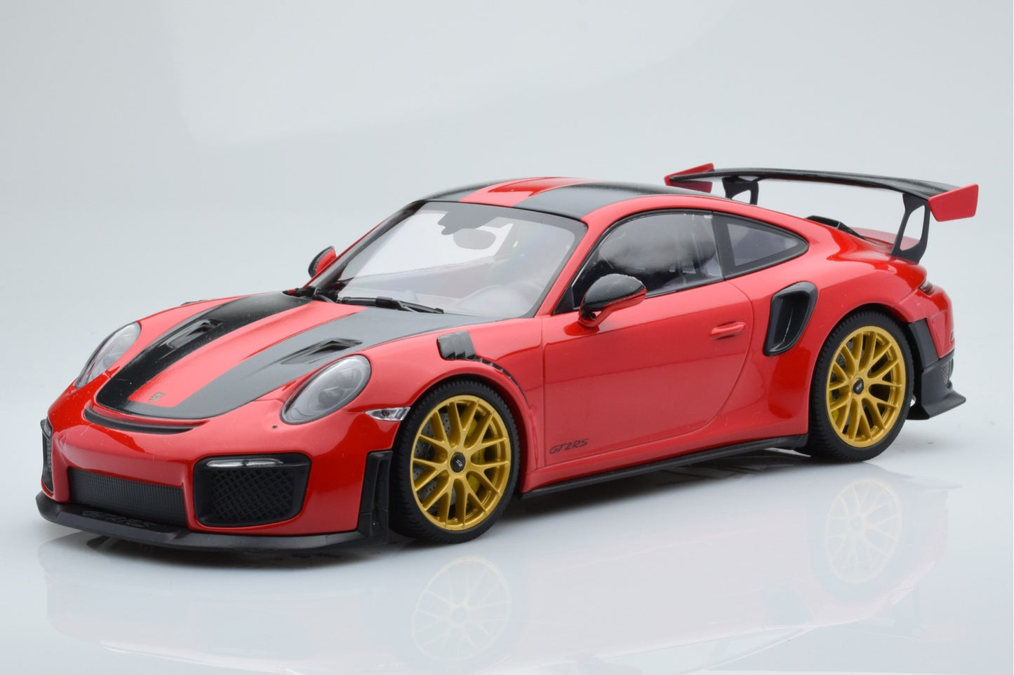 Minichamps 2019 Porsche 911 991.2 GT2 RS Guards Red w/ Weissach Package, Gold Wheels 1:18 SEALED