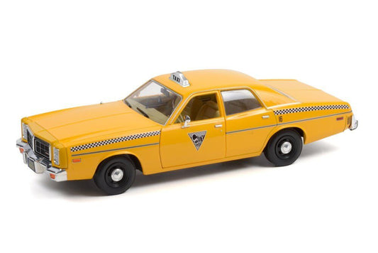 Greenlight 1977 Dodge Monaco City Cab Co from Rocky III Movie Yellow 1:18