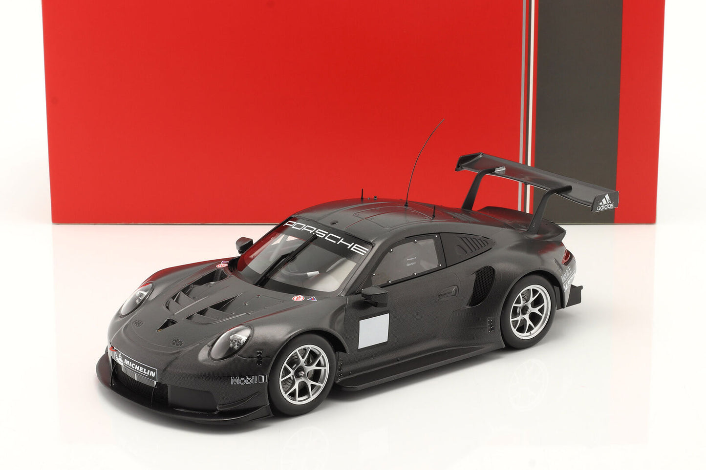 Ixo 2020 Porsche 911 991.2 RSR Pre-Season Test Car Matte Black 1:18