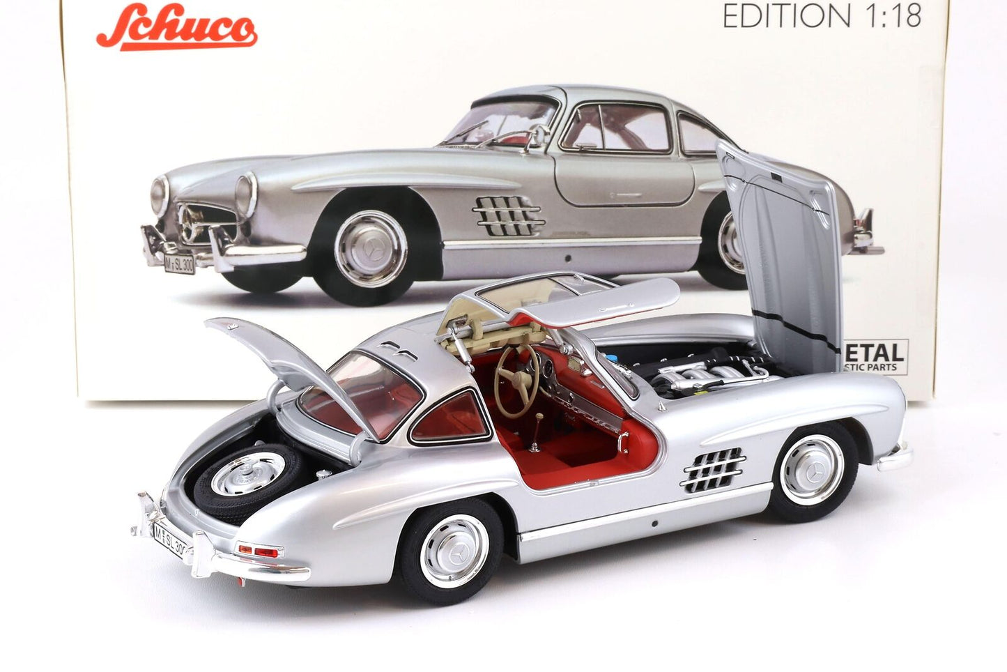 Schuco 1954-1957 Mercedes Benz 300SL Gullwing Silver 1:18