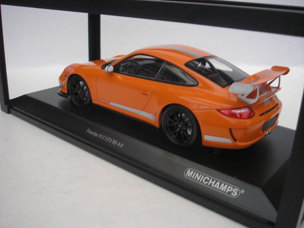 Minichamps 2011 Porsche 911 997 GT3 RS Orange 1:18 SEALED