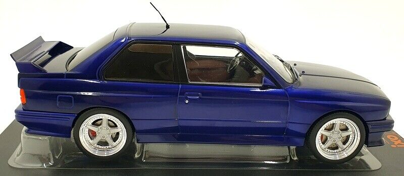 Ixo 1989 BMW E30 M3 Coupe Dark Blue Metallic w/ Deep Dish Wheels 1:18