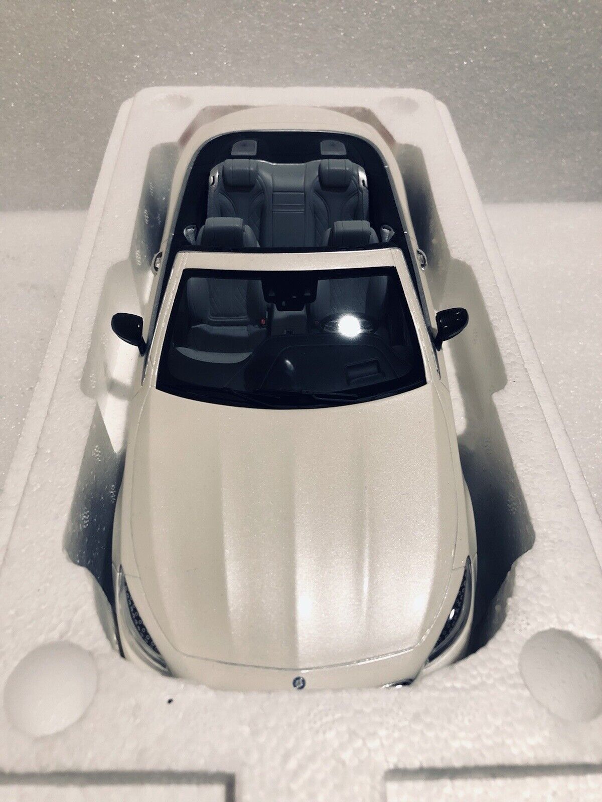 GT Spirit Mercedes Benz S63 AMG Convertible Designo Diamond White (Dealer Edition) 1:18 Resin, SEALED